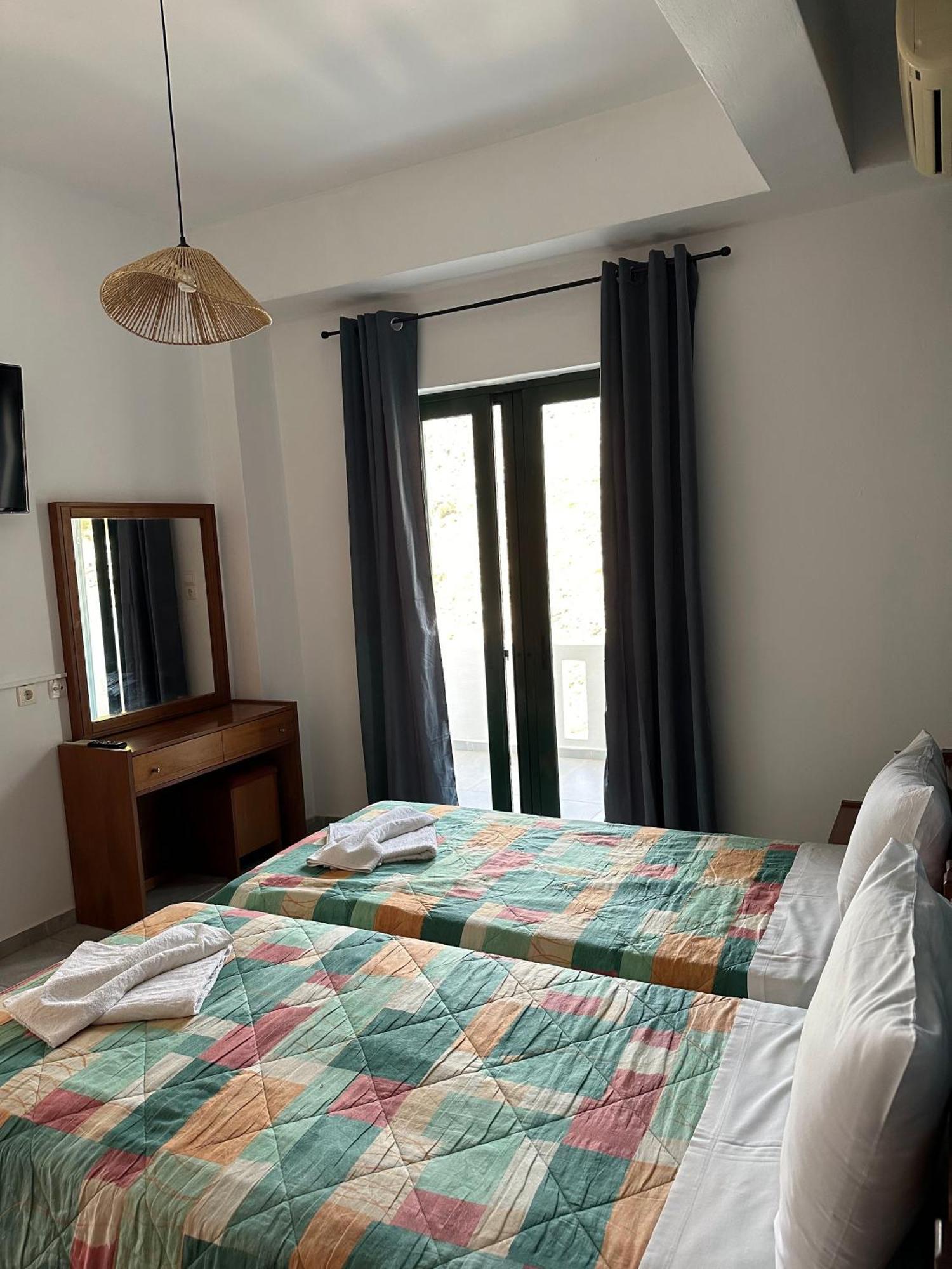 4Seasons Sfakia Apartamento Khóra Sfakíon Exterior foto